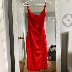 RED BODYCON DRESS